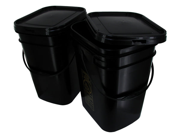 Black pail deals with lid