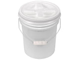 5 Gallon White Bucket with Color Gamma Lid and Ergonomic Grip - TankBarn