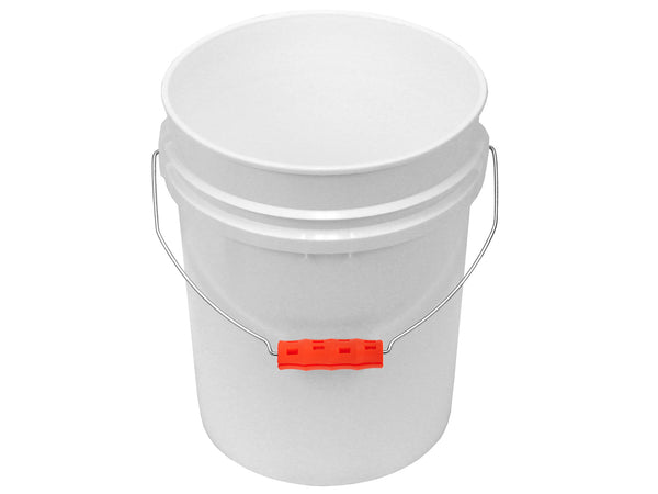 White 5 shop gallon bucket